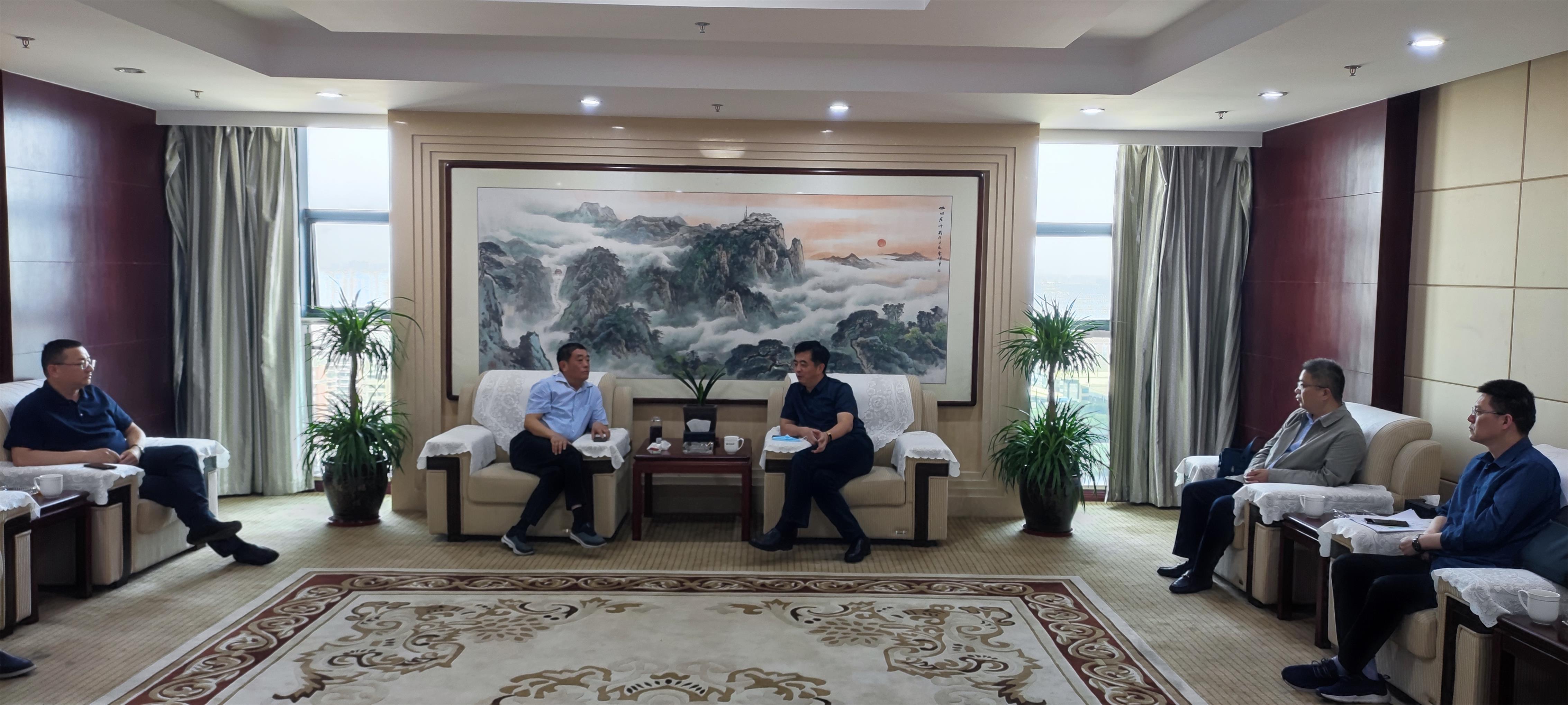图1-9、范世宏董事长会见扬州生态科技新城管委会副主任陈彬一行.jpg