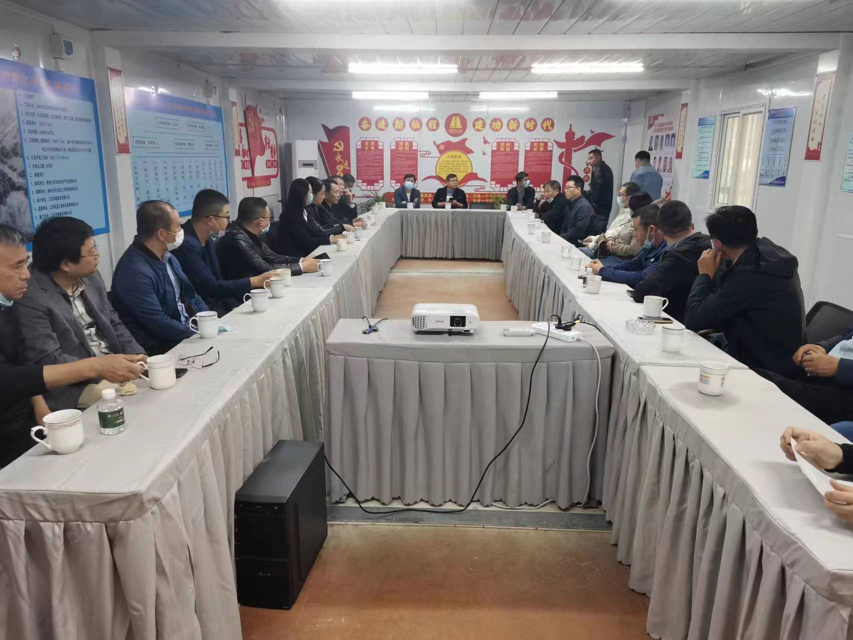 图1-7-2、邗江建筑业观摩.jpg
